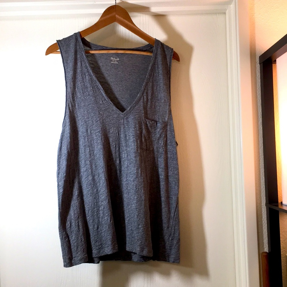 XL Madewell V neck pocket t
